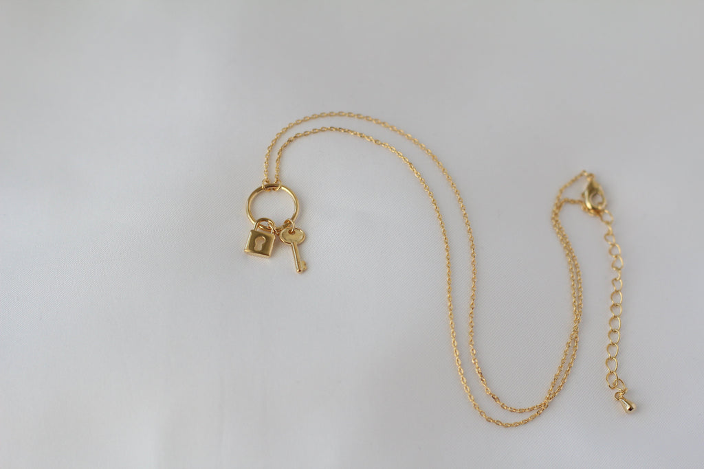 Shiny Lock and Key Ring Necklace
