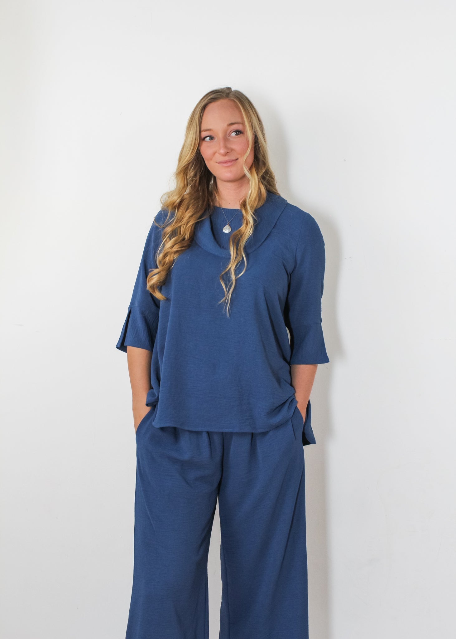 Airflow Pull-on Wide Leg Pants