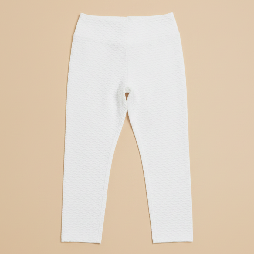 Diamond Jacquard Lycra Textured Capri Legging - White