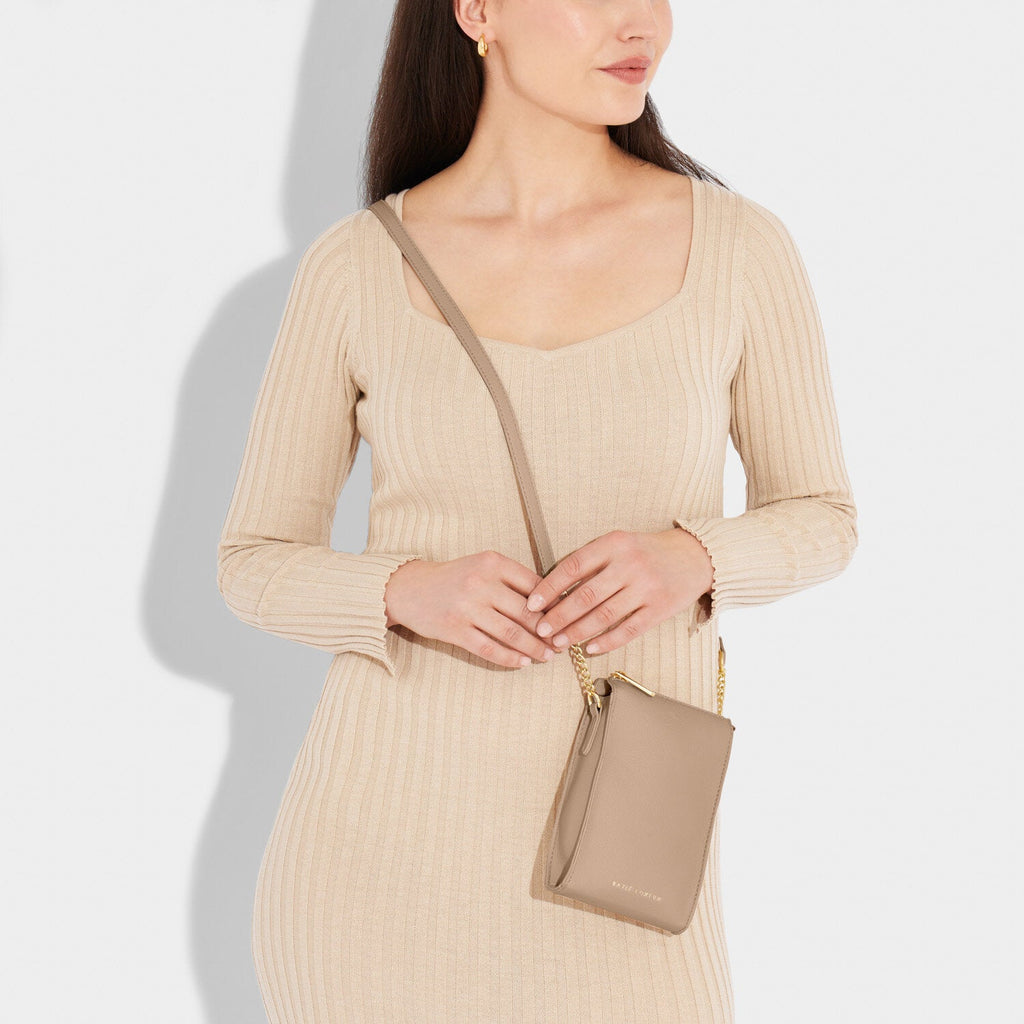 Zana Slim Crossbody